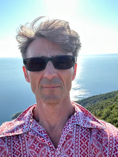 Portrait of Andi Bunas